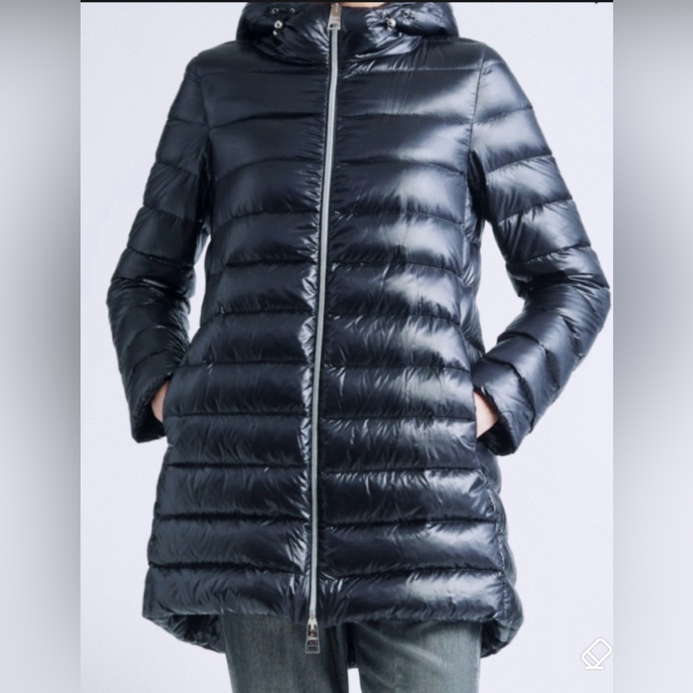 Herno Shiny Nylon A-Shape Down Jacket Navy